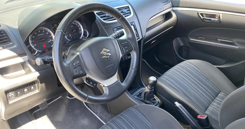 Suzuki Swift cena 42900 przebieg: 76214, rok produkcji 2013 z Krzywiń małe 254